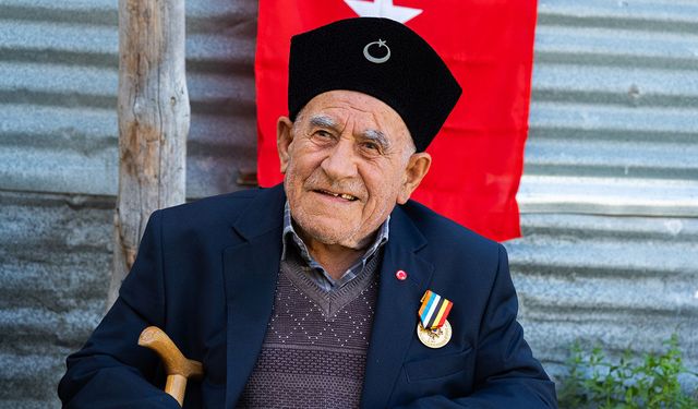 96 Yaşındaki gaziyi götürüp mevlit okuttular