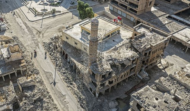 Osmanlı döneminden kalma Ömeri Camii'nde savaşın izleri görüntülendi