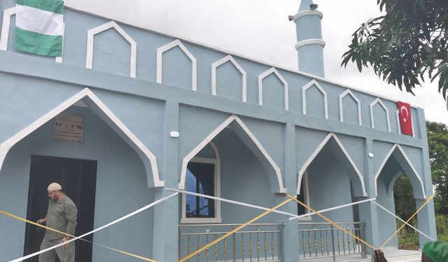 30 yıl önce başlayan cami hasreti sona erdi