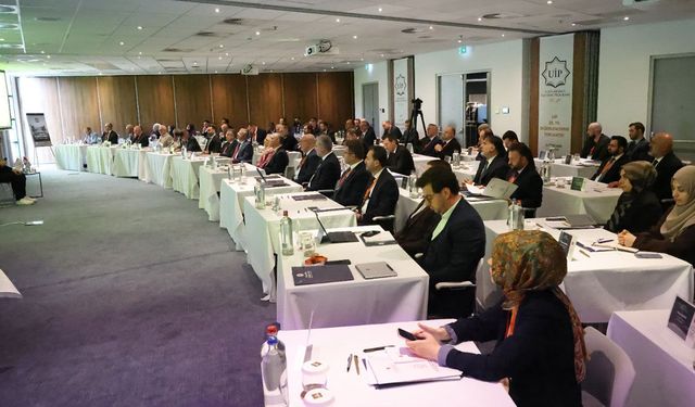 Uluslararası İlahiyat Programının 20 Yılı Amsterdam'da değerlendirildi