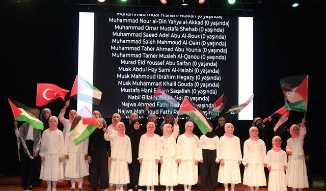 Ümraniye'de öğrencilerden Gazze farkındalığı
