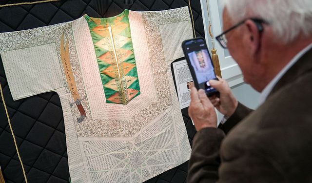 Kanada’da "Dualı Gömlekler" sergisi açıldı