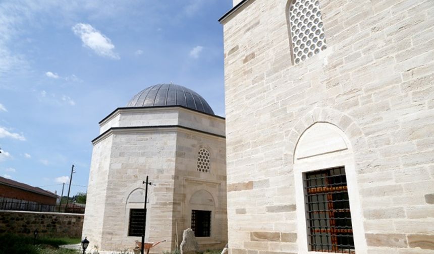 523 yıllık Mirliva Hüseyin Paşa Cami yeniden ibadete açılmak için gün sayıyor
