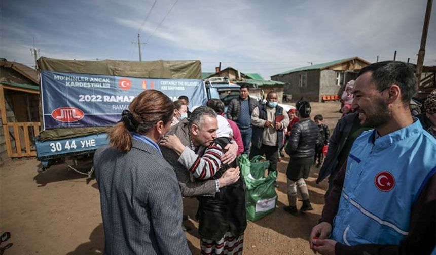 Moğolistan'da ramazan yardımları ihtiyaç sahiplerini sevindirdi