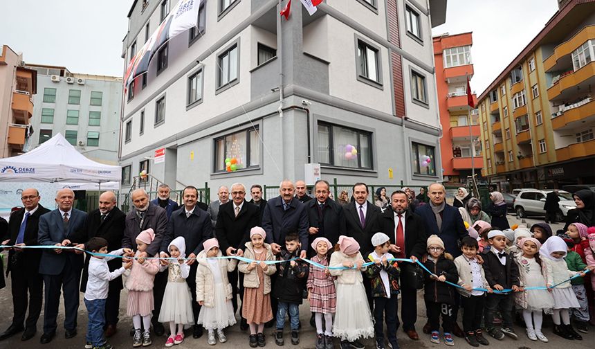 Gebze Diyanet Gençlik Merkezi ve Öğrenci Evi dualarla açıldı