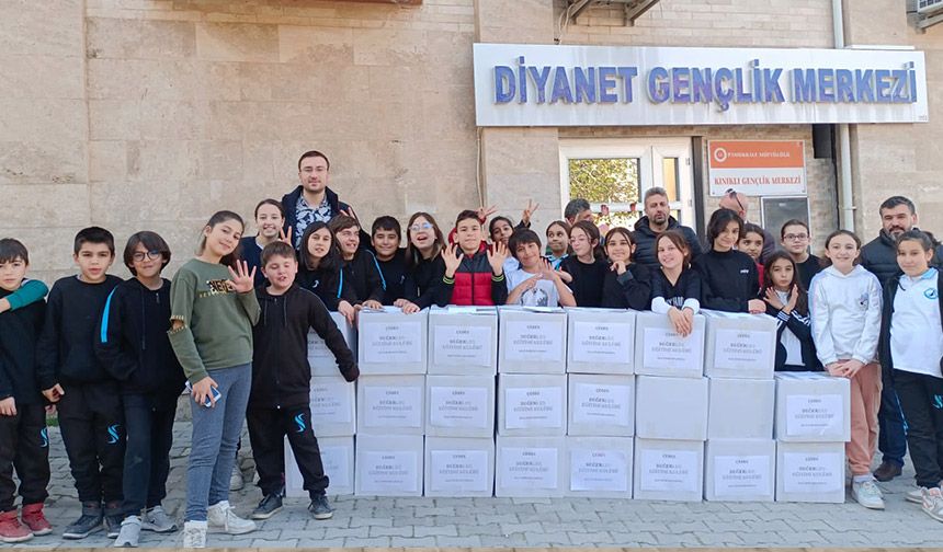 Duyarlı gençlerden anlamlı yardım