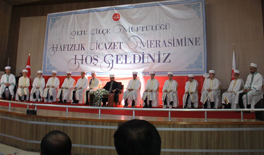 Oltu'da 58 hafız icazet aldı