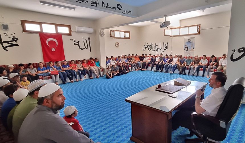 Amacımız İslam ahlakıyla bezenmiş bir nesil yetiştirmek