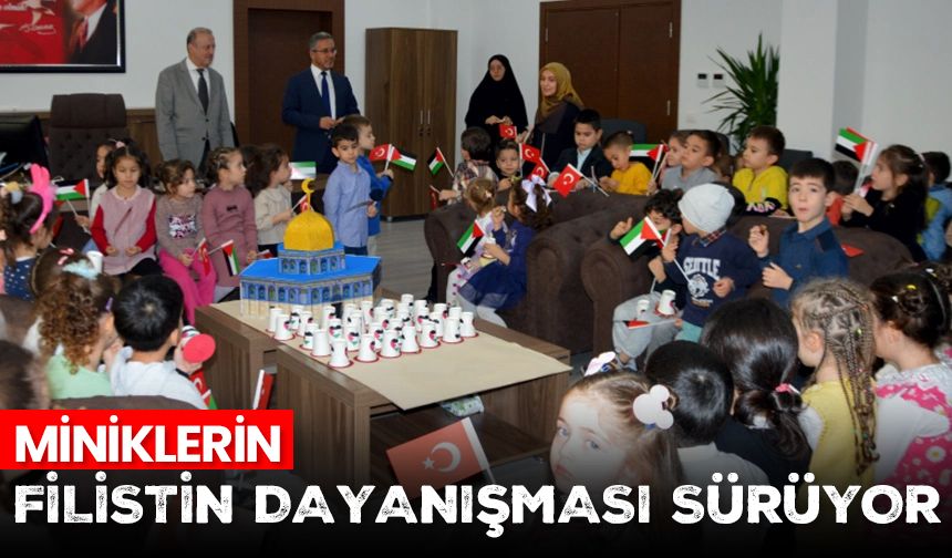 Miniklerin Filistin dayanışması sürüyor