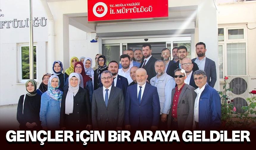 Gençler için bir araya geldiler