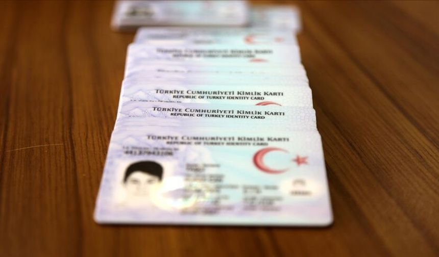 8,4 MİLYON KİMLİK KARTI İŞLEMİ YAPILDI
