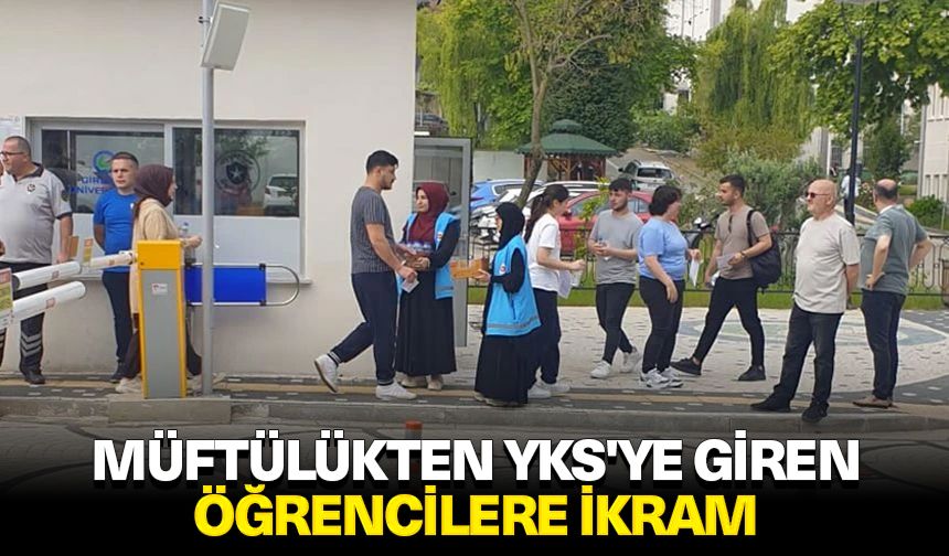 Müftülükten YKS'ye  giren öğrencilere ikram