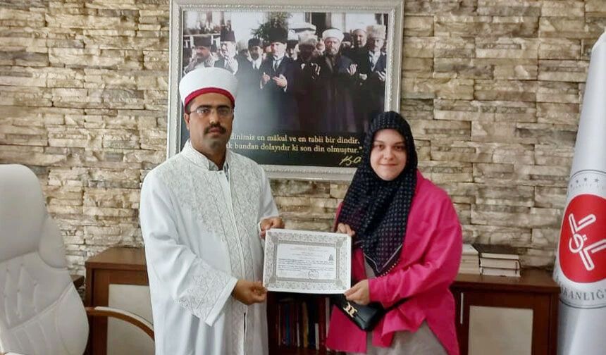 Alman kadın tatile geldiği Bayramiç'te Müslüman oldu