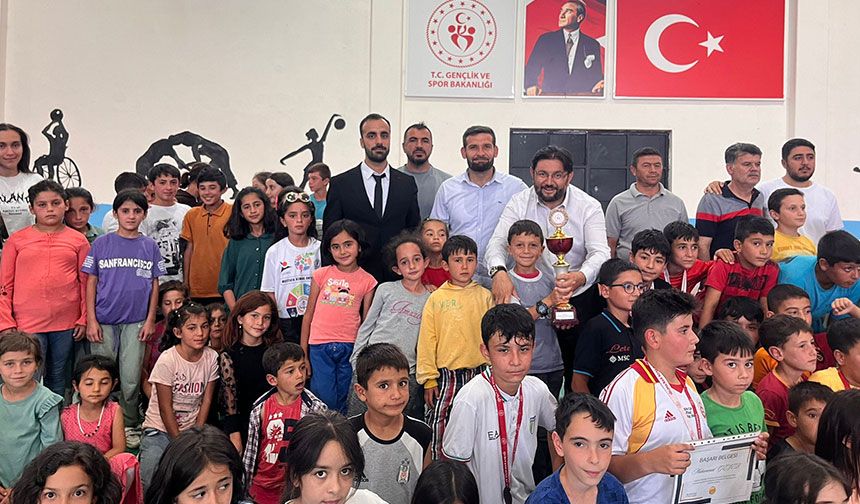 Çiftlik'te "Yaz Kur’an Kursları Arası Futbol Turnuvası" yapıldı