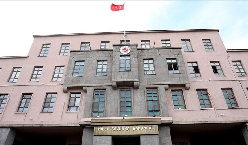 MSB: İRAN'DAN ATEŞLENEN BALİSTİK FÜZE ENGELLENDİ