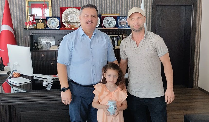 Yaz Kur'an Kursu öğrencisinden Filistin bağışı