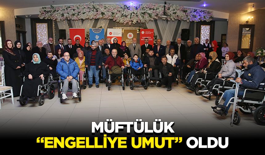 Sakarya'da 24 akülü tekerlekli sandalye ihtiyaç sahiplerine teslim edildi