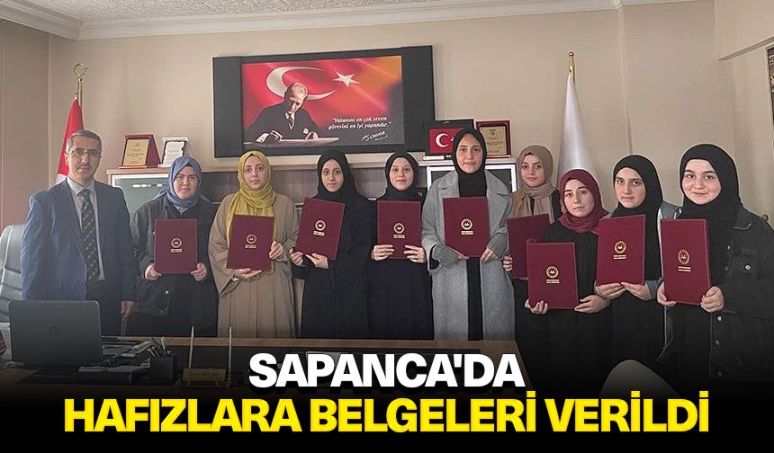 Sapanca'da hafızlara belgeleri verildi