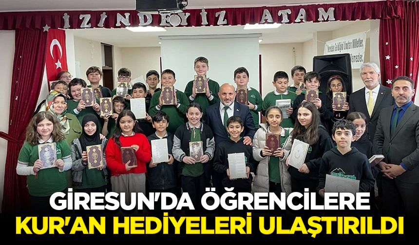 Giresun'da öğrencilere Kur'an hediyeleri ulaştırıldı