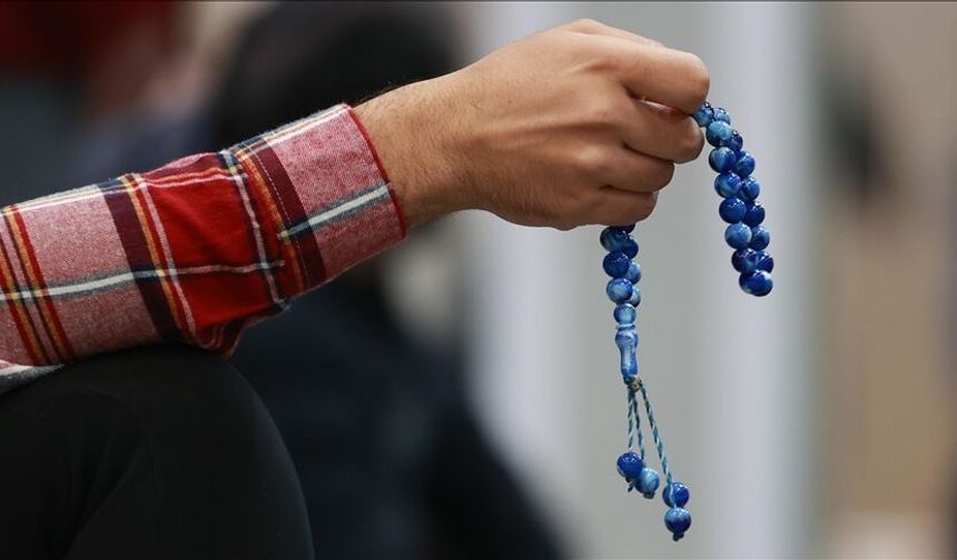 ALMANYA'DA GÜNDE 11 MÜSLÜMAN KARŞITI VAKA YAŞANIYOR