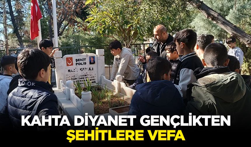 Kahta Diyanet gençlikten şehitlere vefa