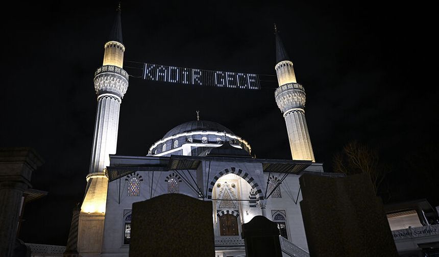 Kadir Gecesi Özel Yayını Diyanet TV’de