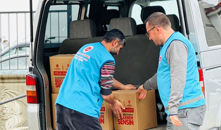 Merkezefendi'de iyilik kolileri dağıtılmaya başlandı