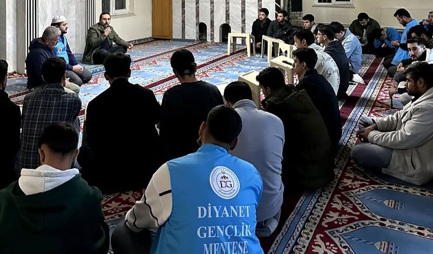 Menteşe'de gençler iftarda buluştu