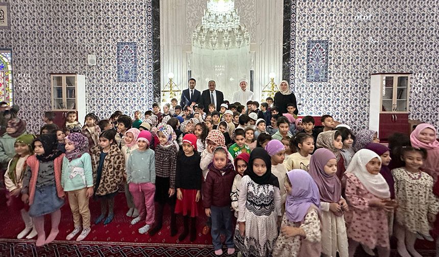 Iğdır Ulu Camii'nde "Çocuk-Veli Buluşması" gerçekleşti