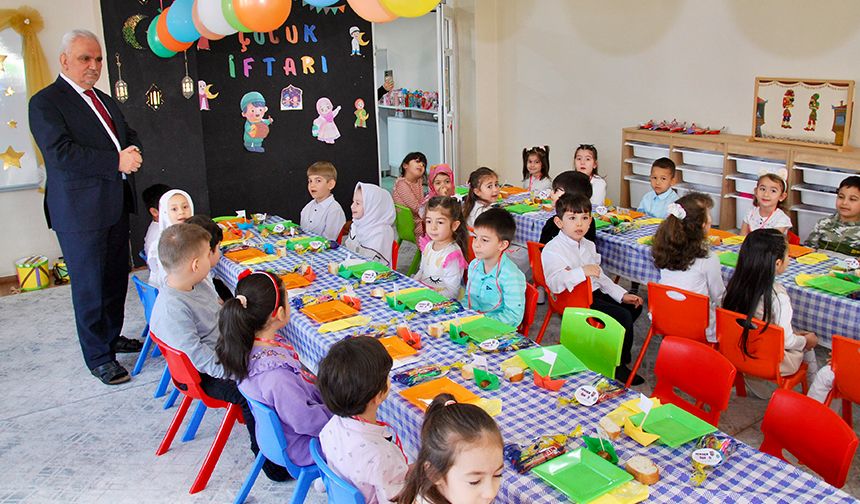 Karabük'te Tekne Orucu tutan çocuklar iftar etti