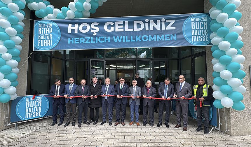 Almanya'da "3. Kitap ve Kültür Fuarı" açıldı