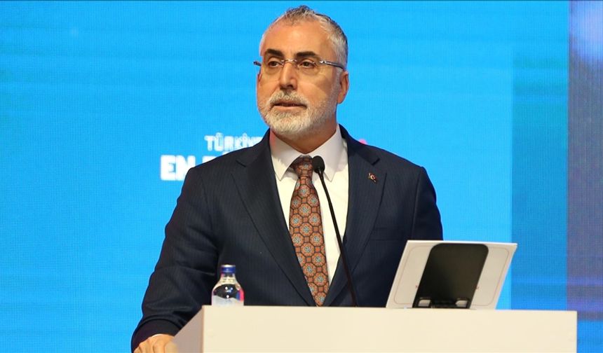 Bakan Işıkhan: (Kamu işçisinin zam görüşmeleri) Hassasiyetle süreci yürütüyoruz