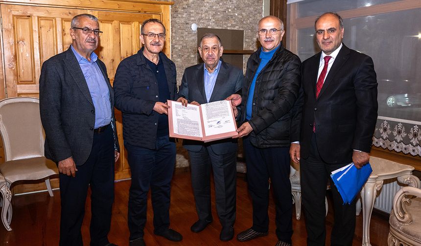 Depremde yıkılan cami Osmanlı mimarisi tarzında inşa edilecek