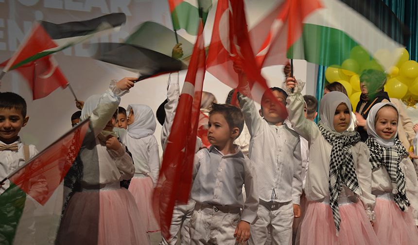Ardahan'da minikler Gazze'yi unutmadı