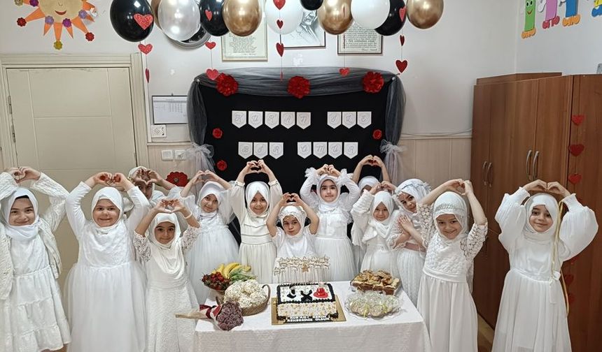 Miniklerin Kur'an'a geçiş heyecanı görülmeye değer