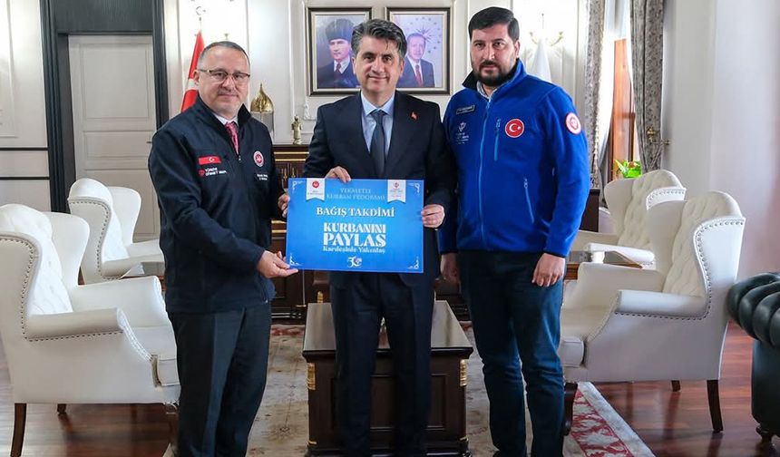 Bolu Valisi Aydın, kurbanını TDV'ye emanet etti