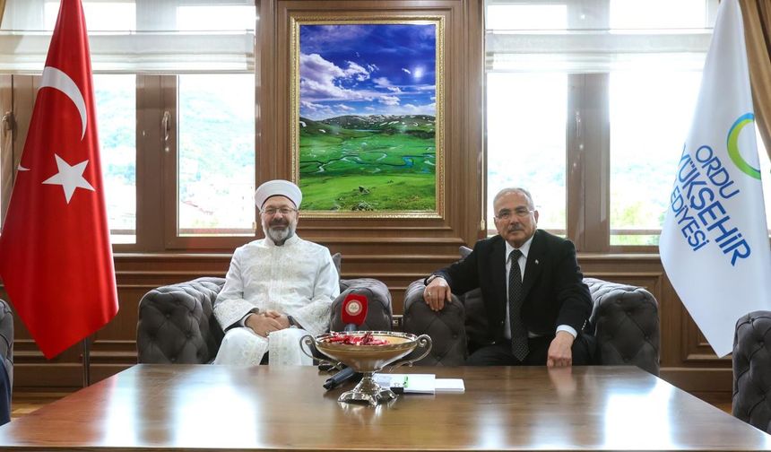 Başkanı Erbaş, Ordu Büyükşehir Belediyesini ziyaret etti