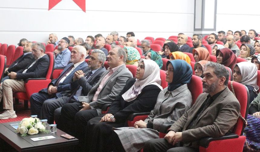 İstanbul'da "Fıtratın Korunması ve Aile" konferansı