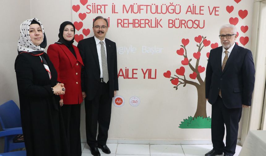 Siirt Valisi Kızılkaya, müftülüğün evliliğe ilk adım seminerine katıldı