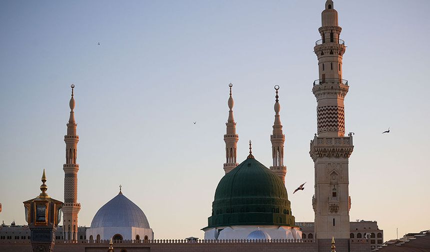 Umre seyahatlerinde vatandaşlara kayıt dışı organizasyon uyarısı