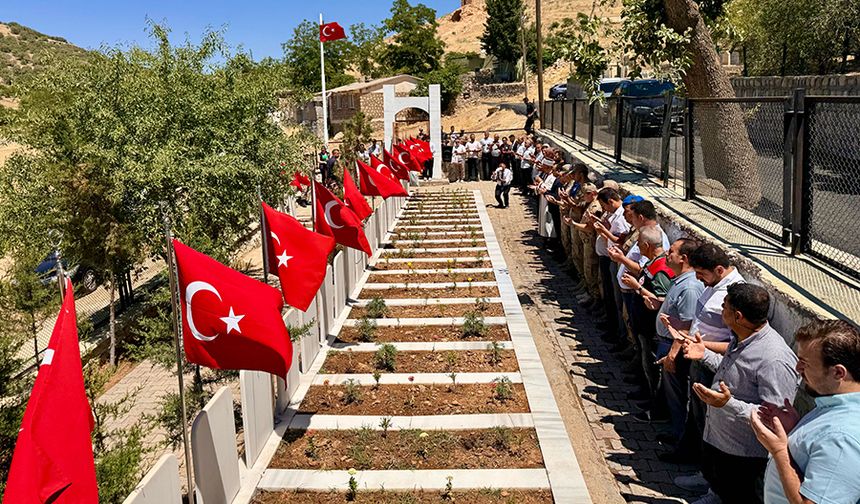 Mardin'de 38 yıl önce PKK'lı teröristlerce katledilen 30 kişi törenle anıldı