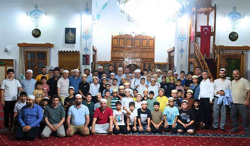 Adana'da "Gençlik ve Fetih Buluşması"