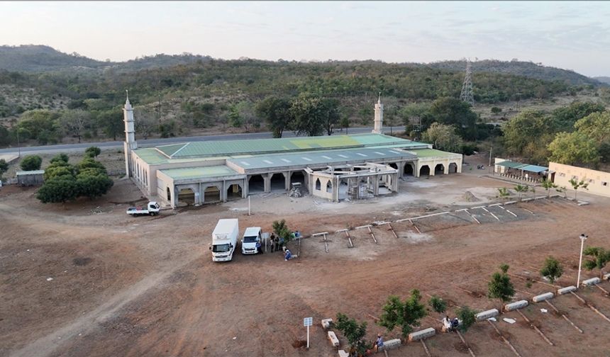 Mozambik'te yarım kalan cami, Türk iş insanının desteğiyle tamamlanacak