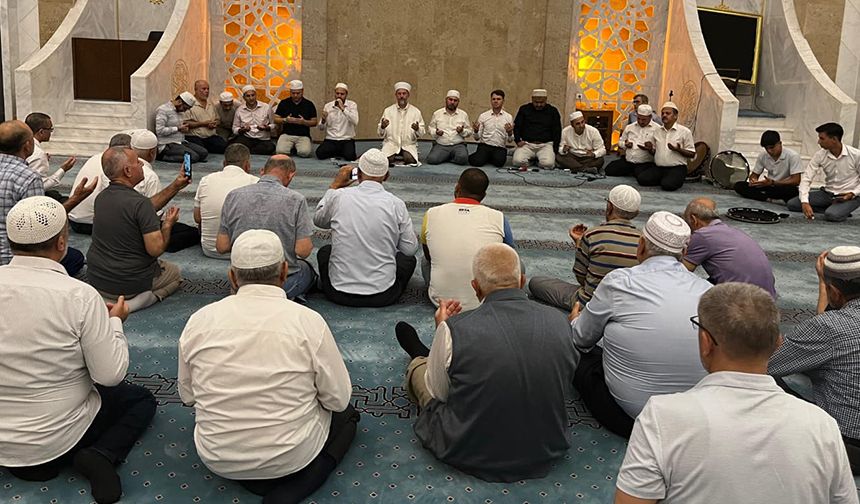 Hataylı hacılar duada buluştu