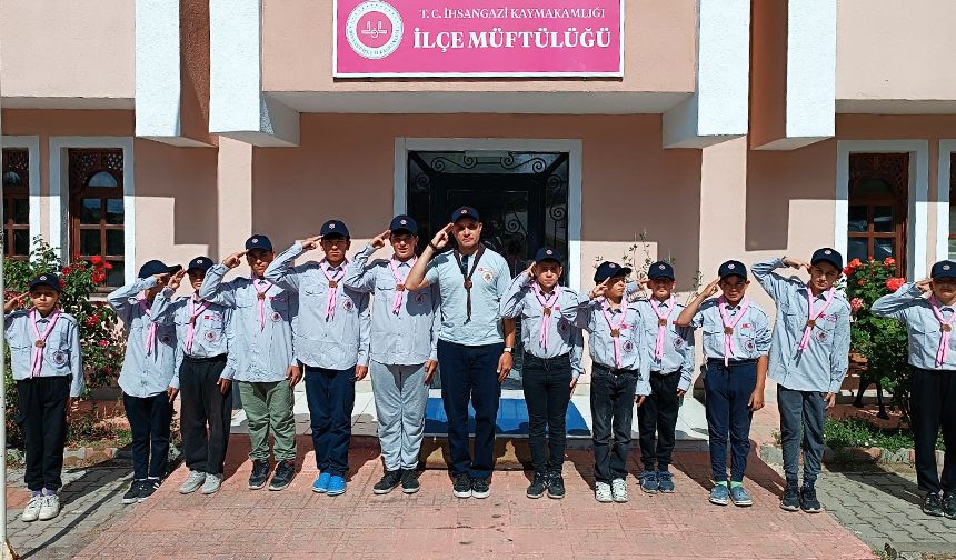 İhsangazi'de Diyanet izcilik faaliyetleri başladı