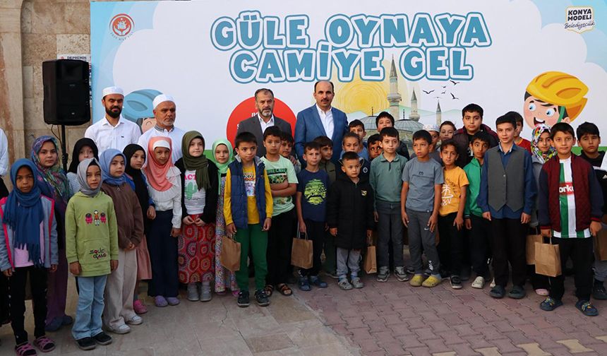 Konya'da "Güle Oynaya Camiye Gel" projesi tanıtıldı
