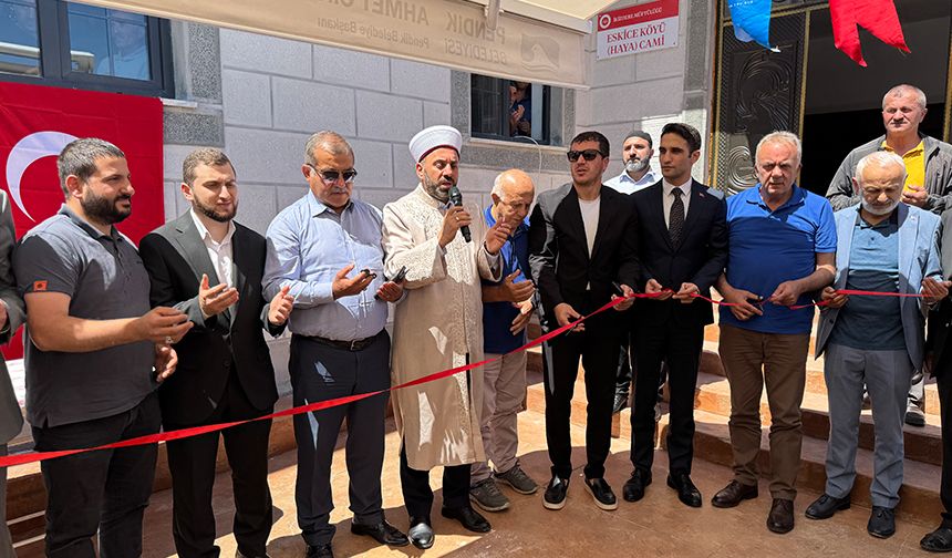 Eskice Köyü Camii dualarla açıldı