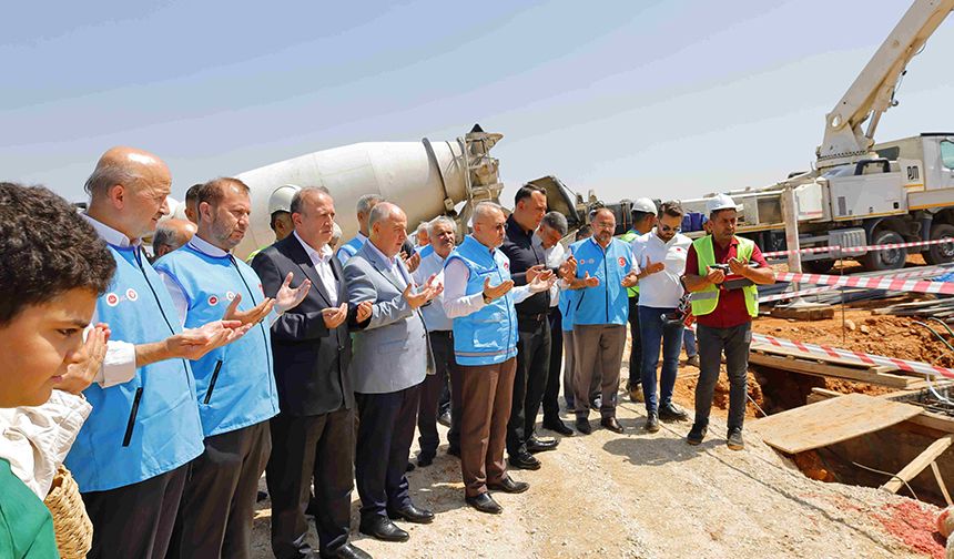 Denizli Göveçlik Yatılı Hafızlık Kur'an Kursu'nun temeli atıldı