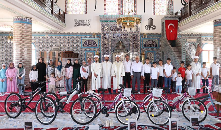 Elbistan'da "Çocukların Kalbi Camide Atıyor Projesi" tamamlandı