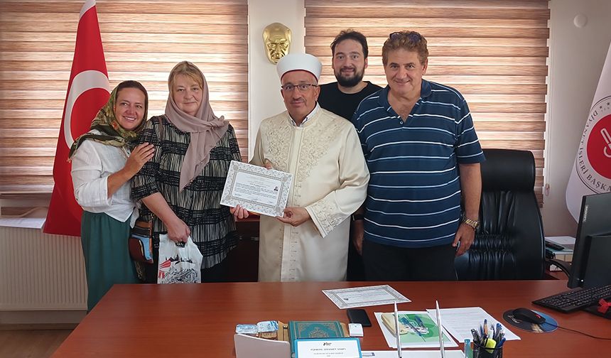 Macar kadın Erdek'te Müslüman oldu